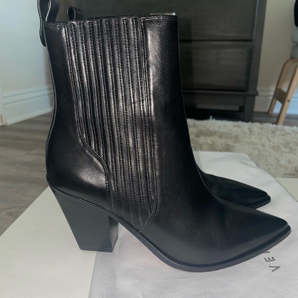 Veronica Beard Sanai bootie - Picture 1 of 7